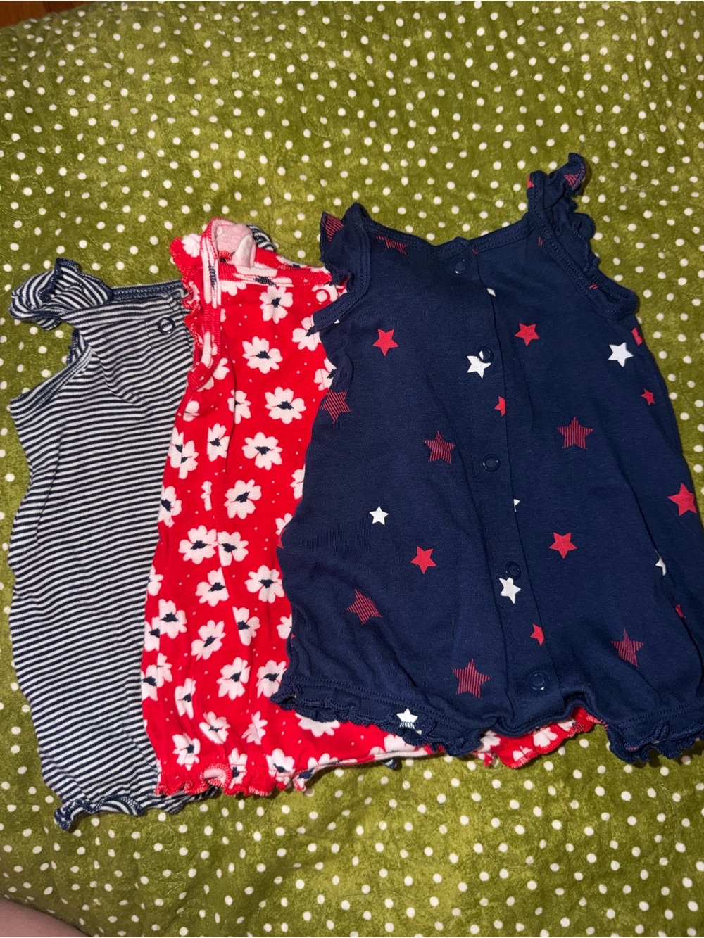3 newborn rompers